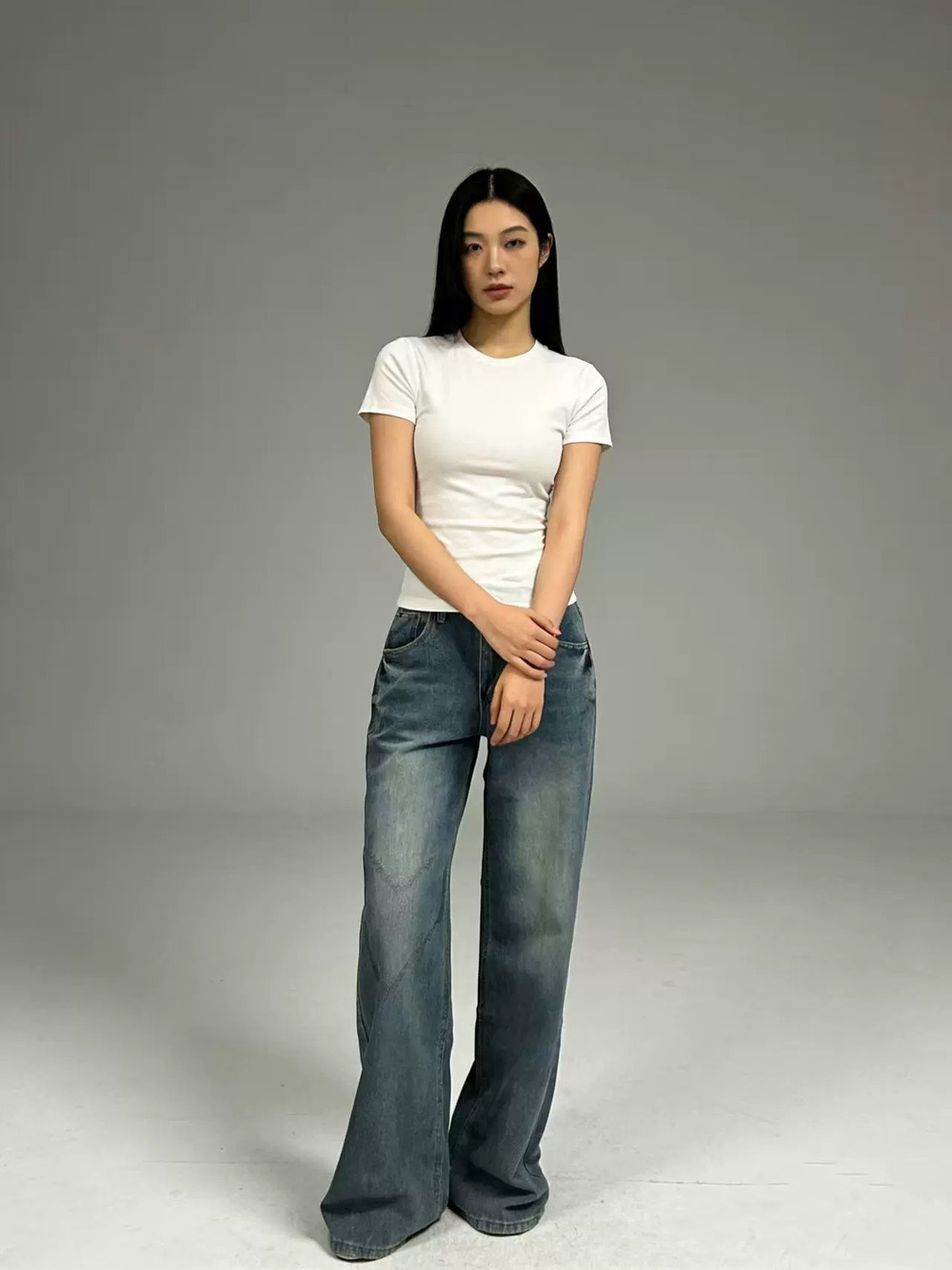ZARA Vintage Washed Womens Straight Leg Loose Casual Jeans with Whiskers